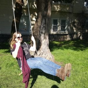 Meet your Posher, Lisa